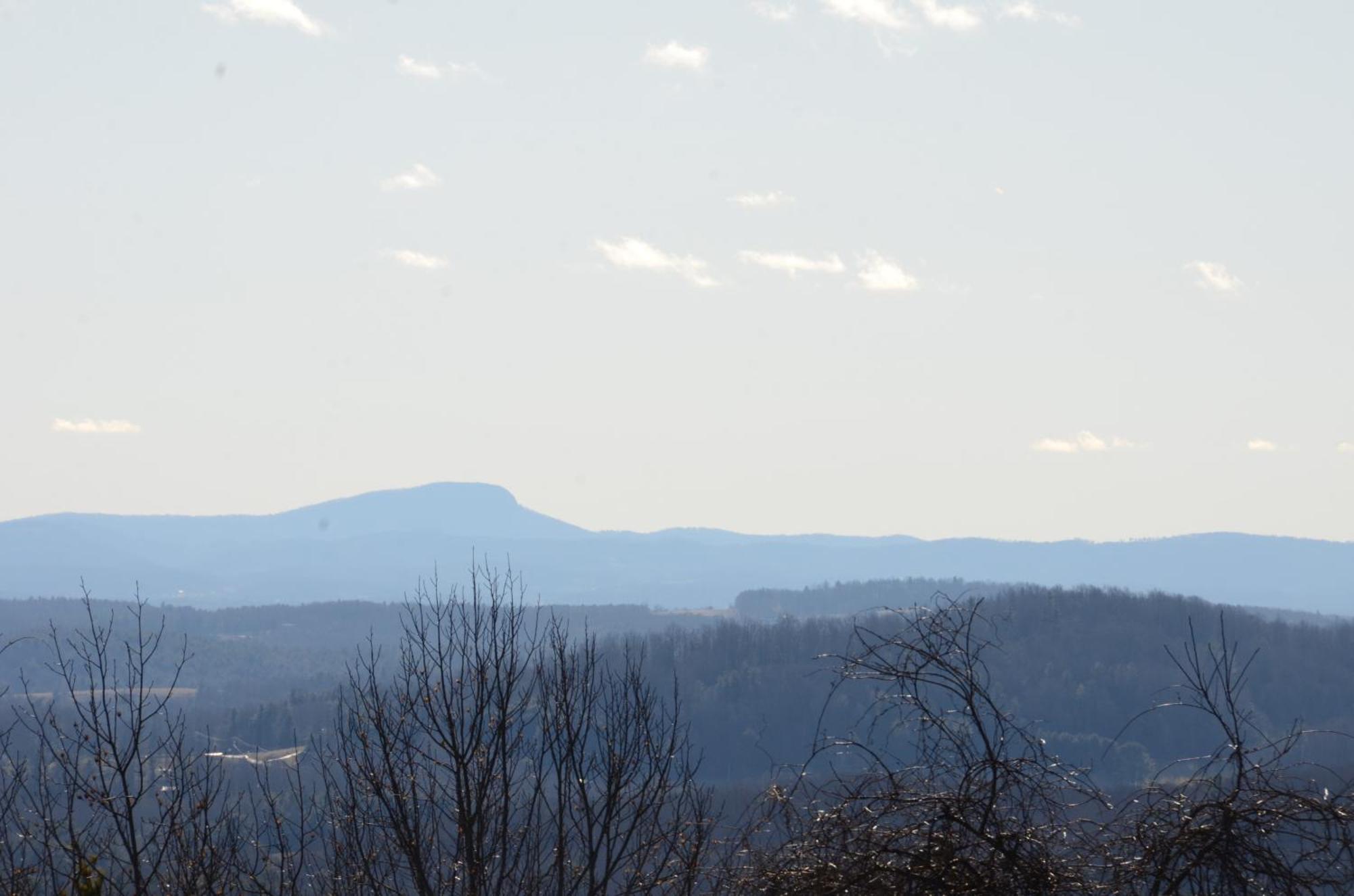 Bent Mountain Lodge ロアノーク エクステリア 写真