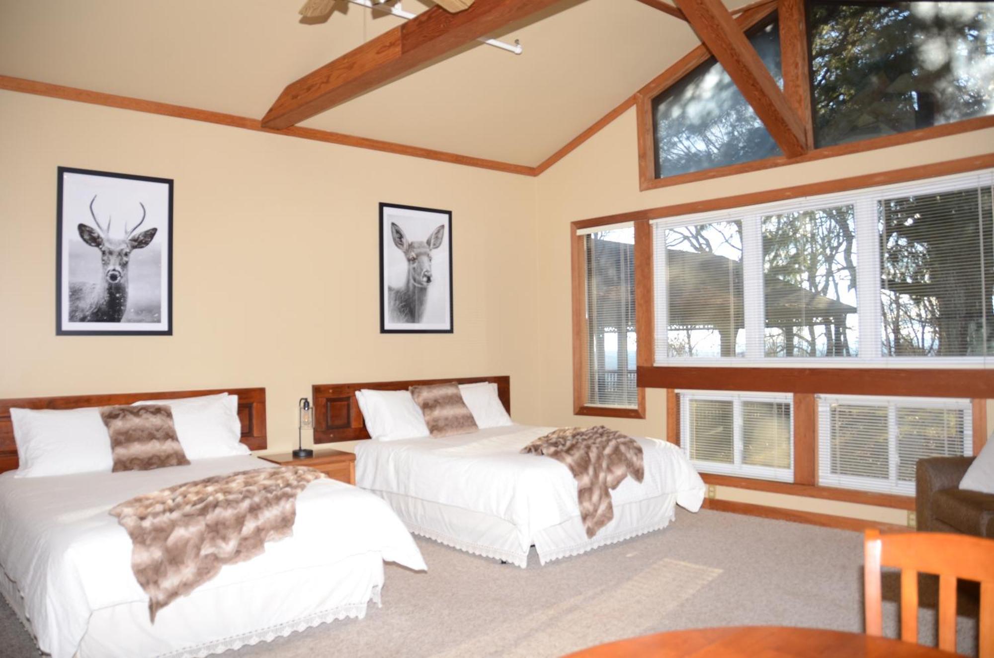Bent Mountain Lodge ロアノーク エクステリア 写真