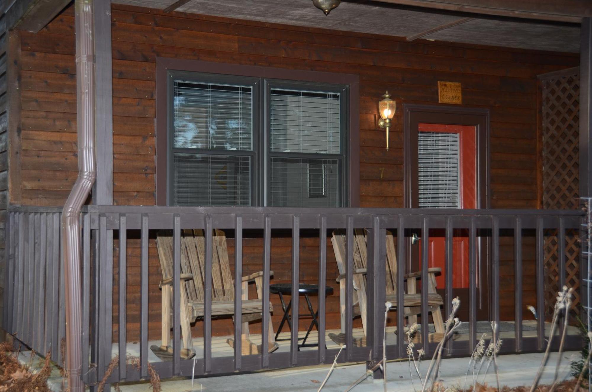 Bent Mountain Lodge ロアノーク エクステリア 写真