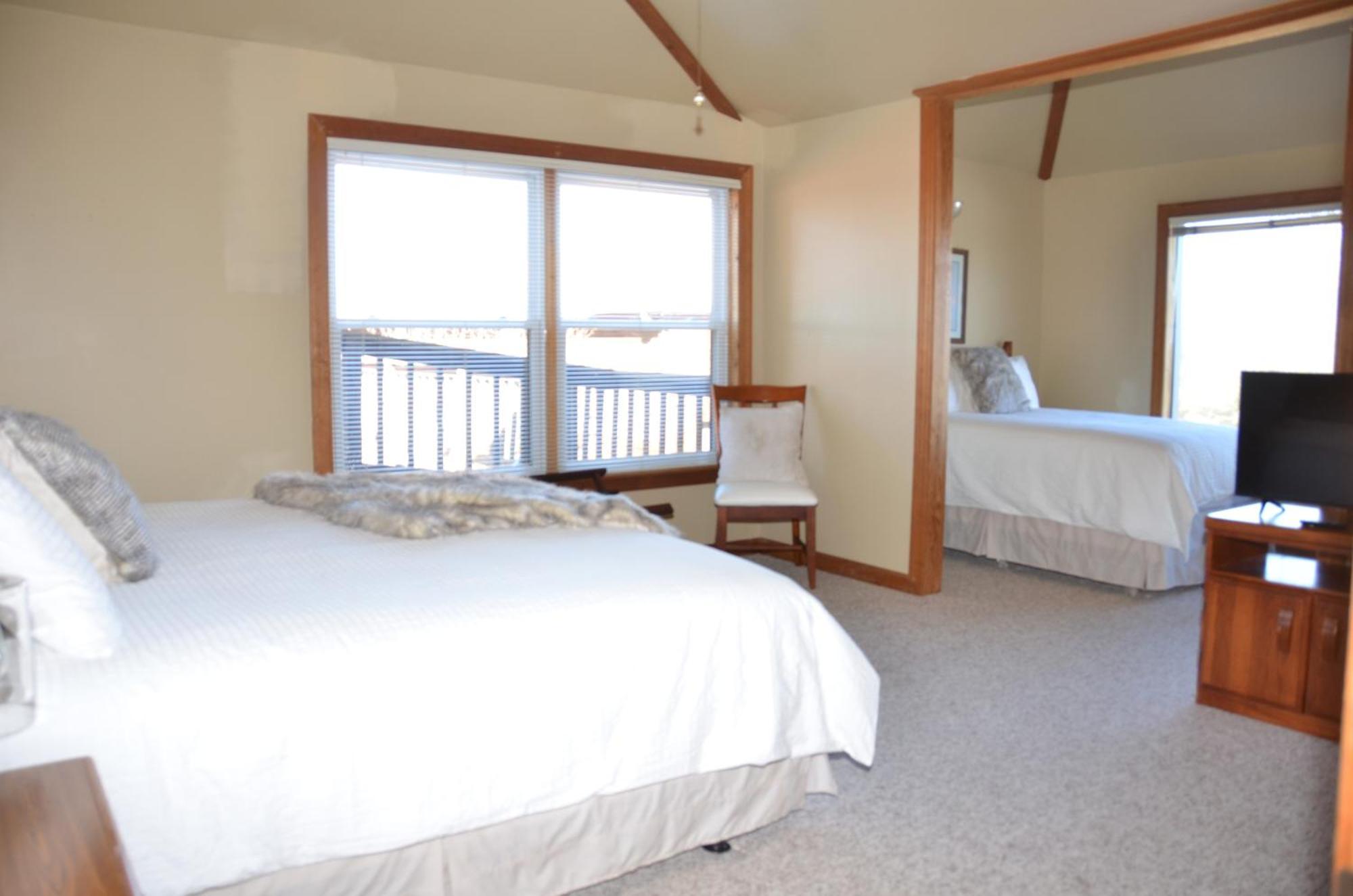 Bent Mountain Lodge ロアノーク エクステリア 写真
