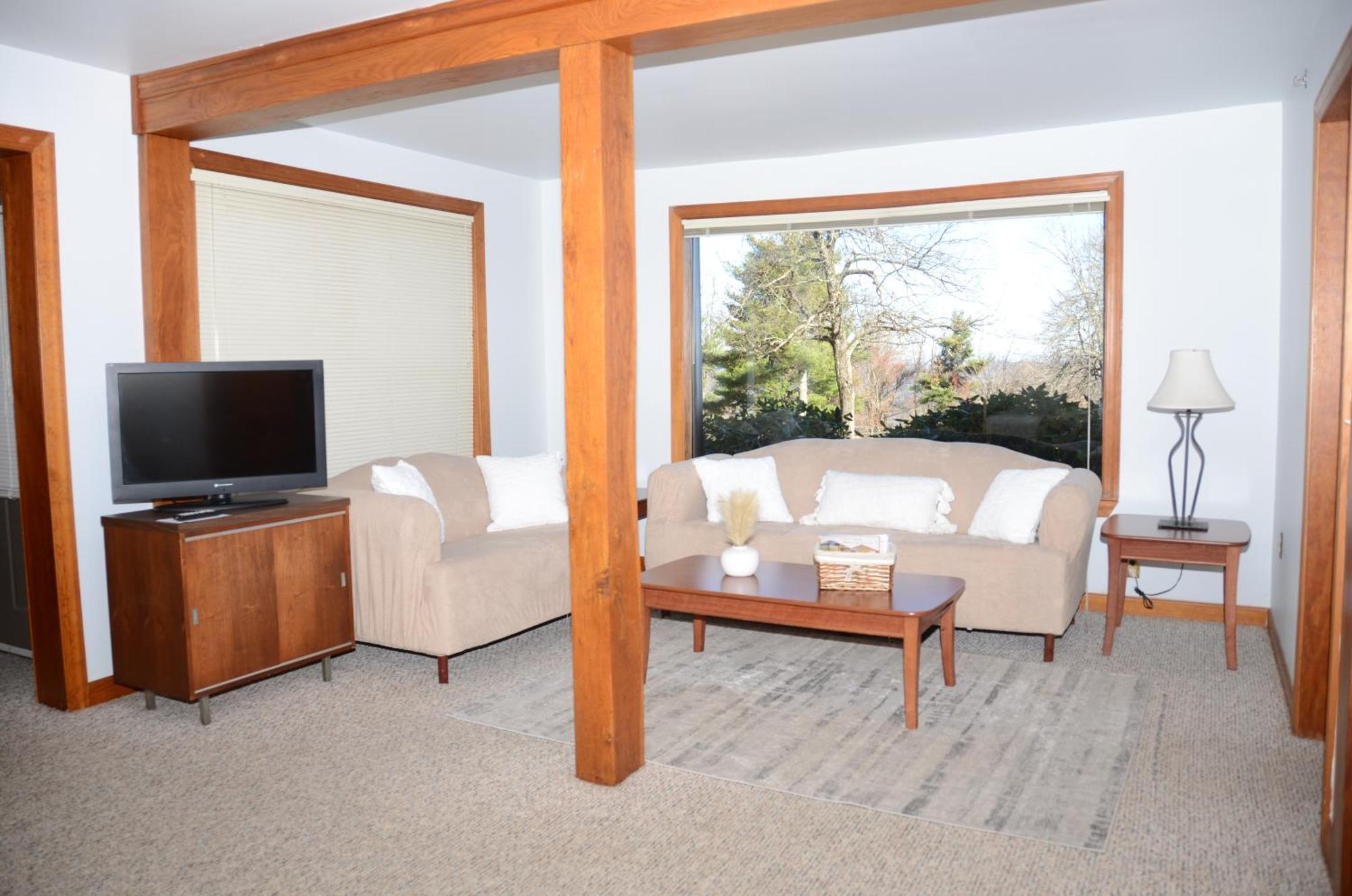 Bent Mountain Lodge ロアノーク エクステリア 写真